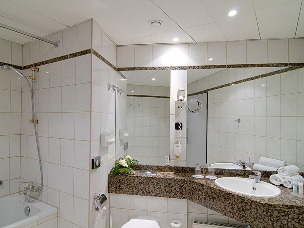 Double Room,61234459:JPEG