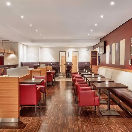 H+ Hotel Bochum-3